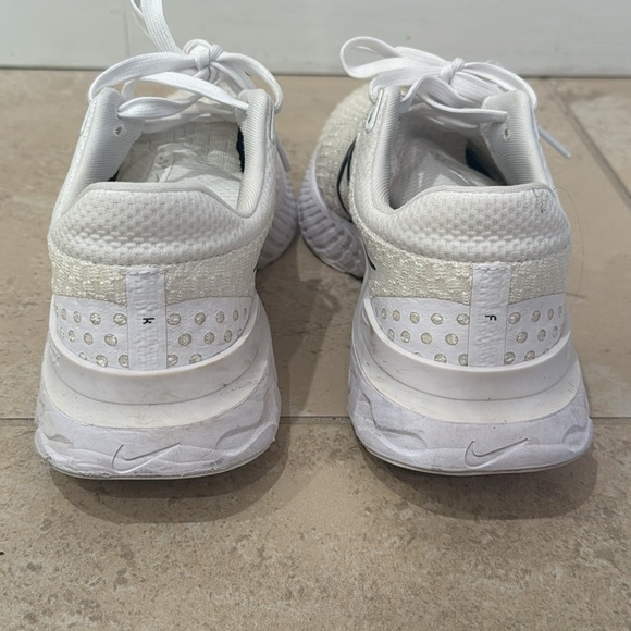 Nike running sneakers - Picture 5 of 7